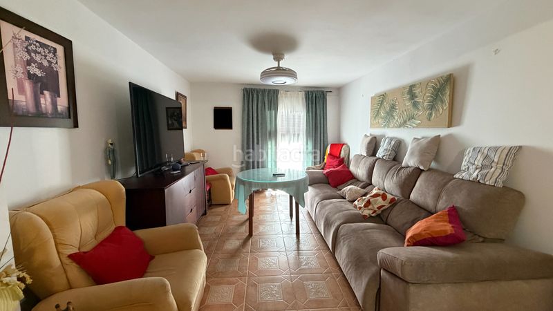 Foto 73b4265e-1163-4a0f-9837-354da780c2f8. Casa amb xemeneia a Úbeda