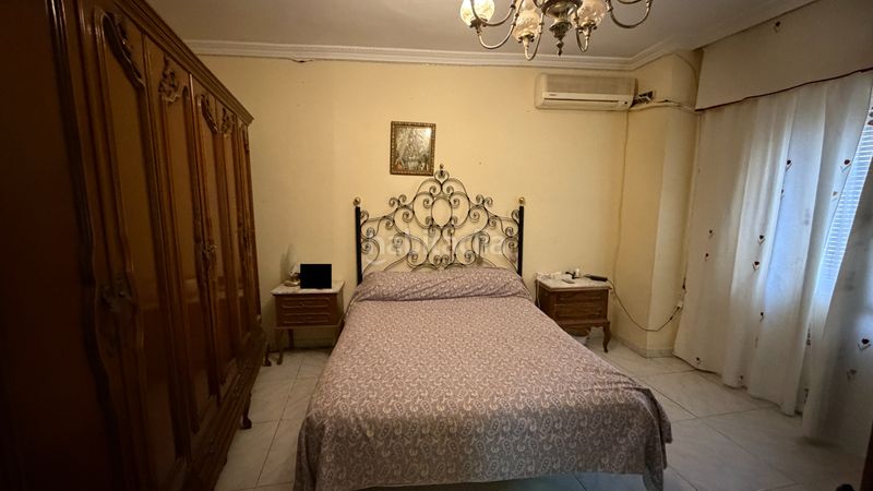 Foto ccba2fd8-e861-4e4a-9439-ac0599323884. Casa amb xemeneia a Úbeda