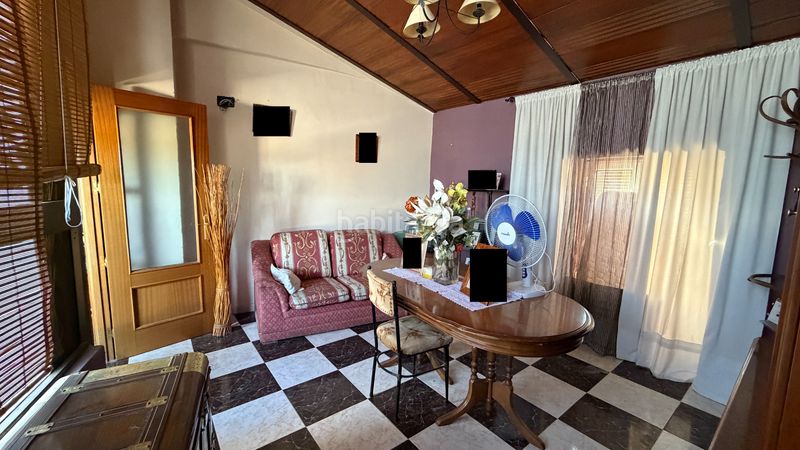 Foto d734663d-e44b-4ab6-bd1b-a2327b4f69c4. Casa amb xemeneia a Úbeda