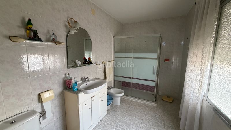 Foto 3321fdbd-5941-4964-bffe-be0df76b6827. Casa amb aparcament a Úbeda