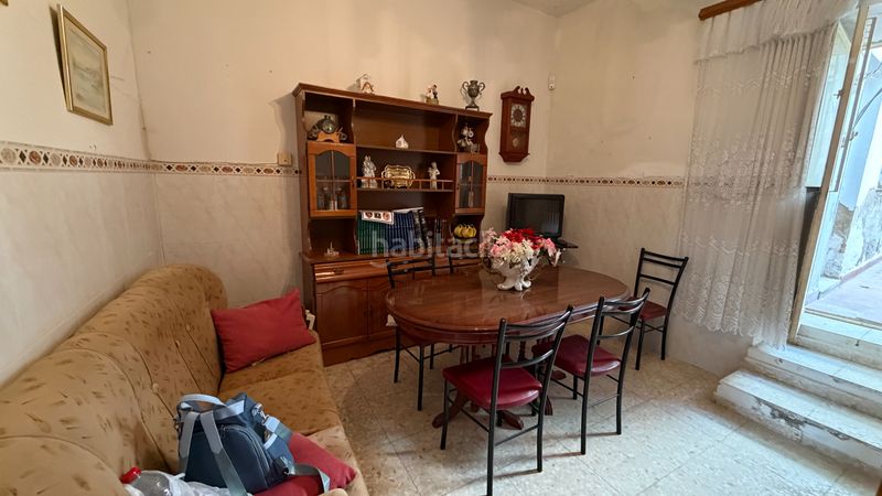 Foto a49f2ec9-bb0f-43f0-a93a-e582915b3c67. Casa amb aparcament a Úbeda