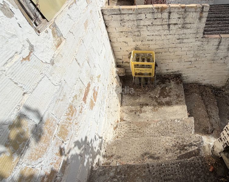 Foto fbc8d0cd-5df4-47d0-b13e-434ae1c8580d. Casa amb aparcament a Úbeda