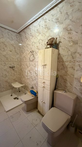 Foto 4e6191b9-c2dc-4bda-b002-ede651c226be. Casa amb aparcament a Úbeda
