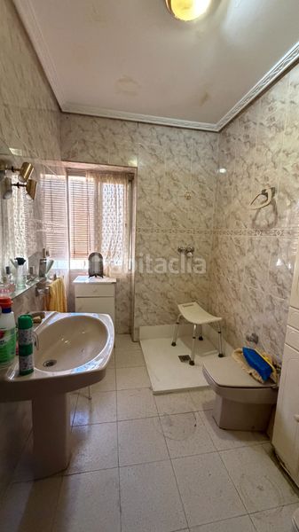 Foto 67e56ba5-9612-4020-8e29-359f1bb7c785. Casa amb aparcament a Úbeda