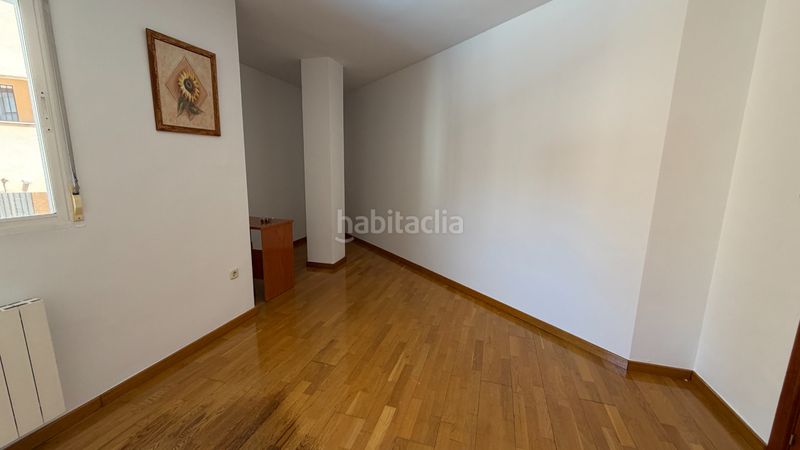 Foto aa409c6d-23a5-4b86-a4ec-147d5fdd5c48. Pis amb calefacció piscina a Úbeda