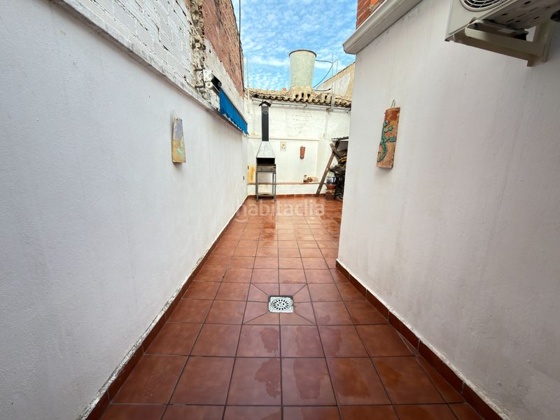 Foto 0e46d224-e1c2-4e68-9f01-b7a9e4defb05. Casa amb xemeneia calefacció a Rus