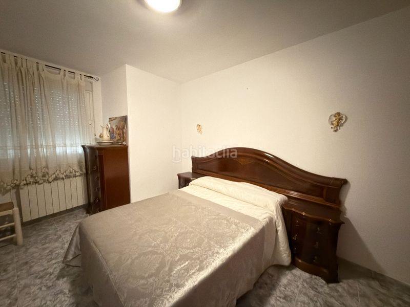 Foto 34c7a20a-fc1e-4651-a6eb-637ab3d52fc4. Casa amb xemeneia calefacció a Rus