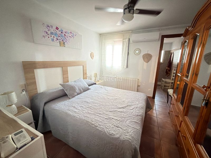 Foto a4925b54-53d8-4549-9058-ce0c7aae5915. Casa amb xemeneia calefacció a Rus