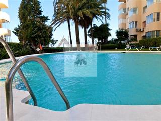 Pis a Puerto de Estepona. Apartamento con preciosas vistas al mar puerto