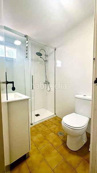 Foto d356744a-5366-4b76-ab1a-df6893f274ea. Piso apartamento con vistas al mar en zona San Luis de Sabinillas en Manilva