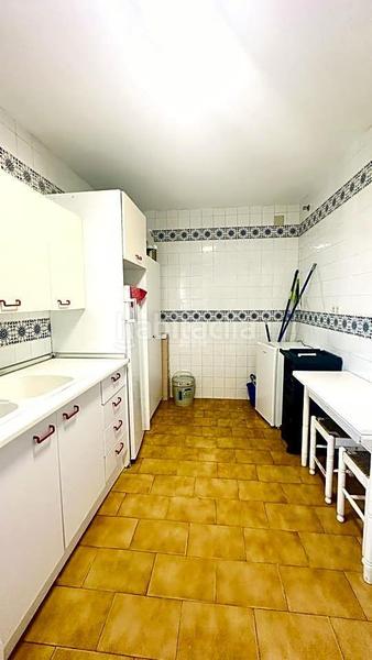Foto f9f507f7-24a5-40e9-97dc-6e7be60d4383. Piso apartamento con vistas al mar en zona San Luis de Sabinillas en Manilva