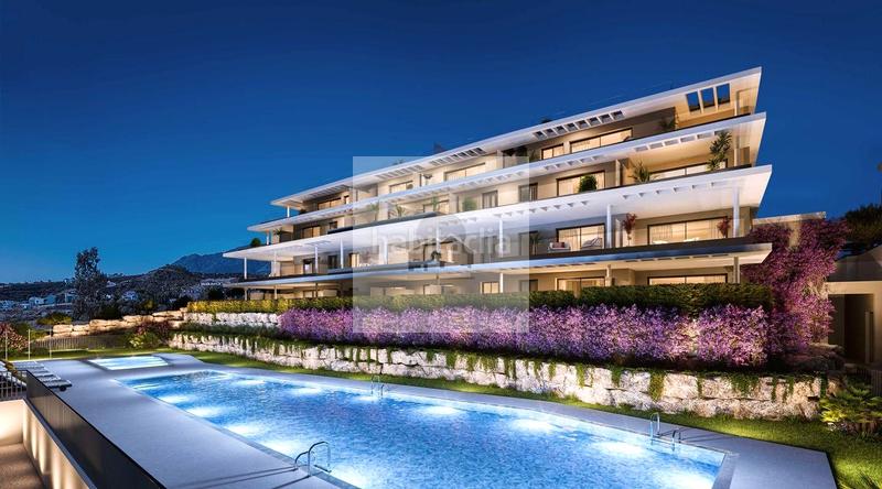 Foto a9c88b59-ed2b-41ef-8077-07f2b41cdfb5. Ático atico obra nueva 2 dormitorios terraza y solarium en Estepona