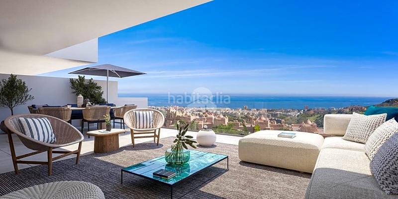 Foto 09c04bd8-84ec-4182-8b9a-75eaa6a42493. Piso espectacular atico con vistas mar en Manilva pueblo Manilva
