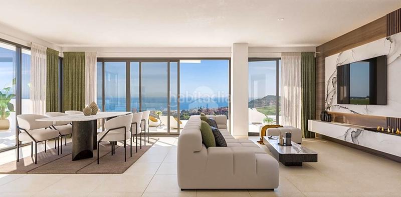 Foto adad2e77-5b9f-4b2e-8221-bebe4ef5b620. Piso espectacular atico con vistas mar en Manilva pueblo Manilva