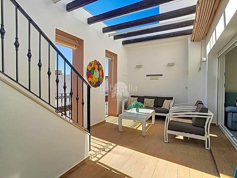 Foto d27da118-0c51-4c00-b574-3aa403e50e0a. Casa acogedora casa unifamiliar con ascensor en el Centro con piscina privada en Estepona