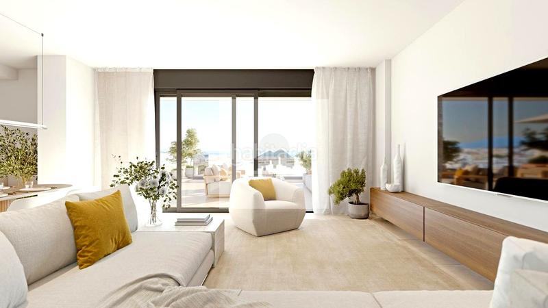 Foto 67b5b280-1384-49d5-b91f-01413b9abb80. Piso 3 dormitorios vistas al margrandes terrazas en Estepona