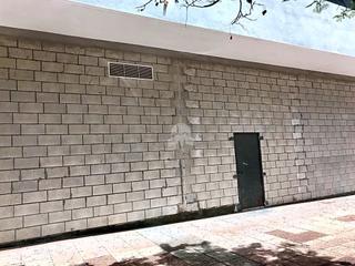 Local Comercial en Parque Central