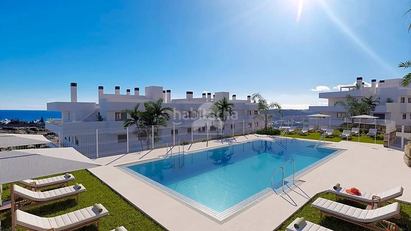 Foto 04b997b5-a44d-4947-8a49-fb761b25b87f. Piccolo appartamento con parcheggio piscina in Guadalobón Estepona