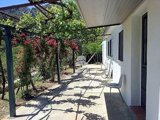 Masia a Benalauría. Casa rustica en parcela de 25.000 m2 benalahuria