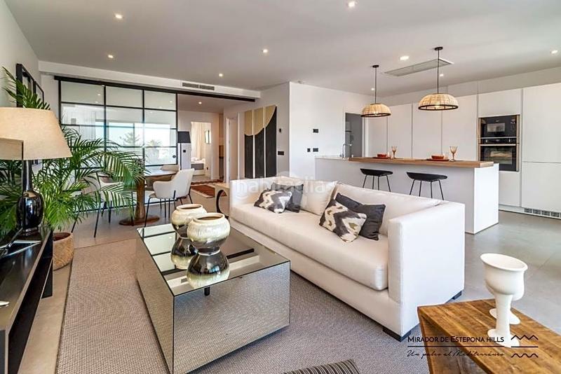 Foto 009de817-52b4-4095-9f83-157162827cad. Attico con parcheggio in Cancelada Estepona