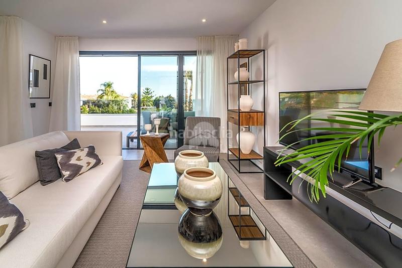 Foto de8883a5-adff-44d0-a272-1a676a3f204e. Attico con parcheggio in Cancelada Estepona