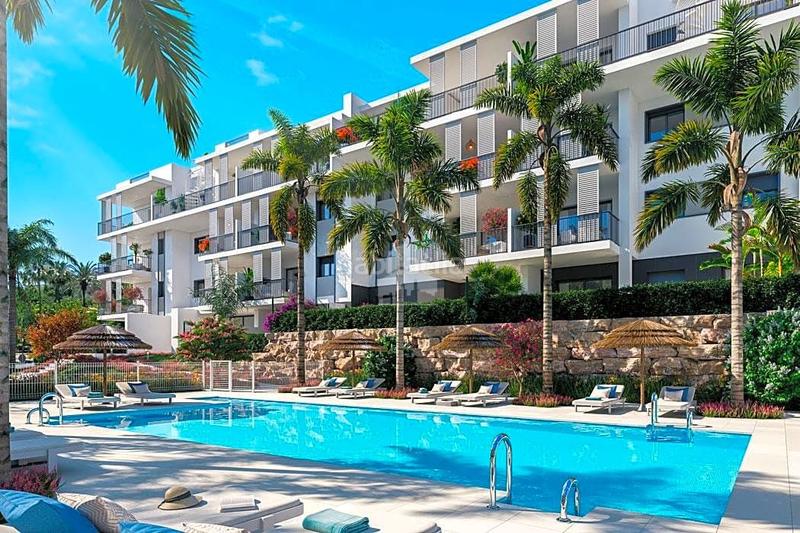Foto f2ccadc5-a66b-4e81-8f20-18b60cff90bd. Piano terra con parcheggio piscina in puerto de Estepona Estepona