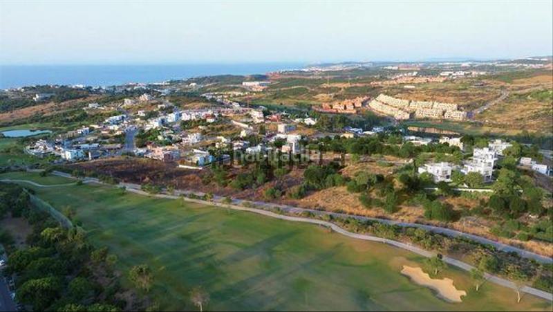 Foto 53e221a6-965b-41ab-b4c6-a01ccafab398. Residential plot in Valle Romano Golf Estepona