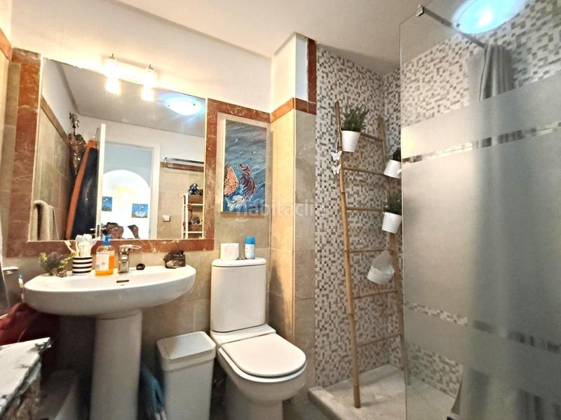 Foto 789059d4-0c21-41d7-84aa-c02db8258ed4. Piso coqueto apartamento 2 dormitorios con vistas mar en Manilva