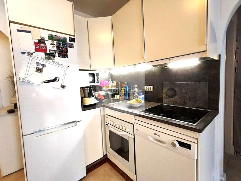 Foto f34a2ed3-c2dc-48ca-8e80-60d5c969fa48. Piso coqueto apartamento 2 dormitorios con vistas mar en Manilva