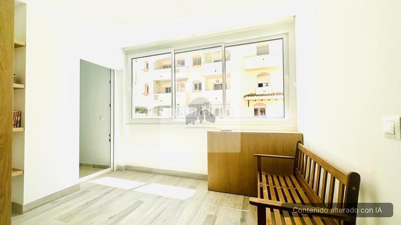 Foto 4587e5c9-fab3-481d-a4d0-7a06498ab71c. Alquiler piso vivienda en alquiler disponible zona puerto en Estepona