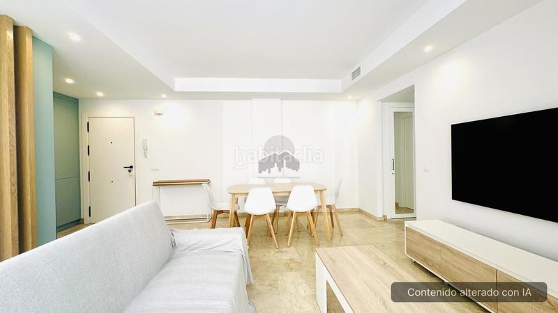 Foto 95ee4fd0-fe43-47d9-8990-8bf660feb88b. Alquiler piso vivienda en alquiler disponible zona puerto en Estepona