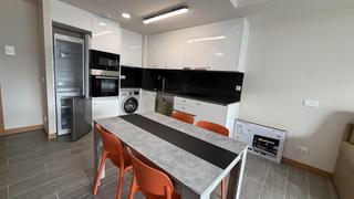 Lloguer Planta baixa a Zona Calvario. Vivienda en alquiler solo empresas.