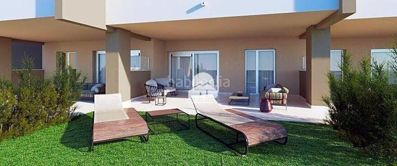 Foto 0e6d059f-bffb-4df0-b5c1-d33eb4351077. Piano terra con riscaldamento piscina in Estepona golf Estepona