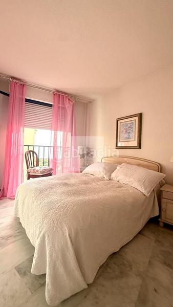 Foto 64de0f4e-b121-4ac9-b375-de5b88a10431. Etagenwohnung mit pool in Seghers Estepona