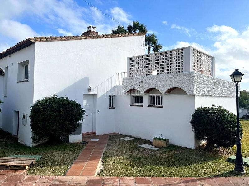 Foto 6702d1bd-0805-48f7-8b5f-760b3d0c3633. Rent house in Bahía Dorada Estepona