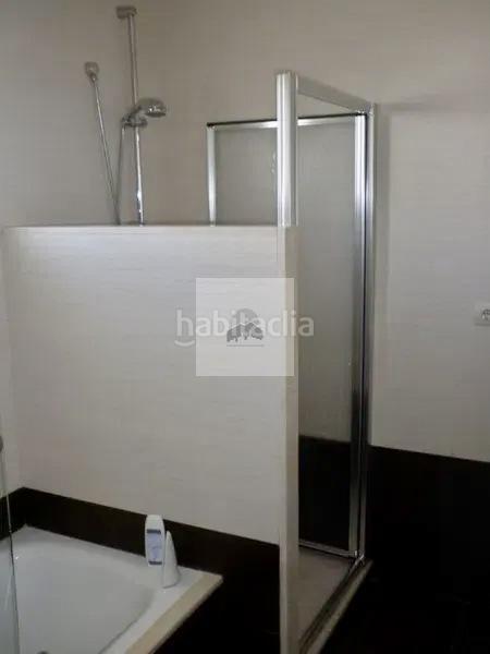 Foto 125f3a50-6c5a-4d37-898d-de429b601eeb. Casa in Los Llanos Estepona