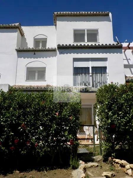 Foto a4eaa718-78fd-40be-8bf5-1a7c991743c4. Casa in Los Llanos Estepona