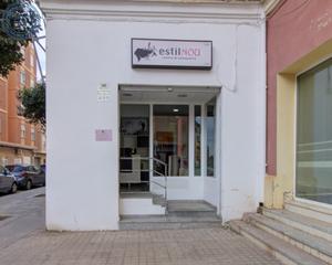 Lloguer Local Comercial a Calle san josé 2. Amplio y céntrico local en puerto de sagunto