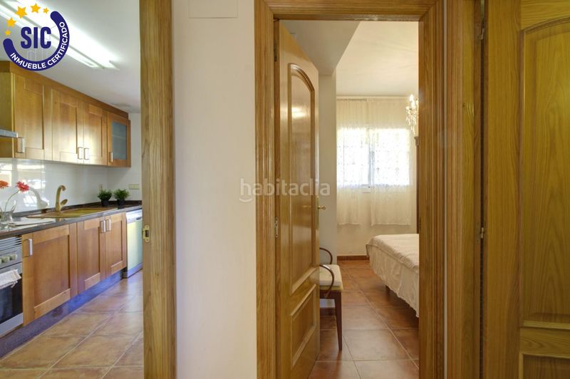 Foto 47ce3c5e-6ff4-4425-80d0-5ff3b13d438d. Casa adossada amb calefacció aparcament piscina a Sagunt