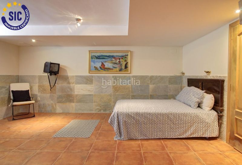 Foto 73741f5d-5eab-49f4-b2ac-e862a2094224. Casa adossada amb calefacció aparcament piscina a Sagunt