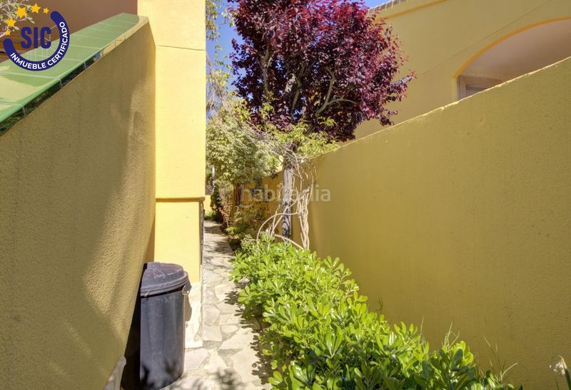 Foto a8a73ce0-1674-4a9d-9f78-49831e1d32de. Casa adossada amb calefacció aparcament piscina a Sagunt
