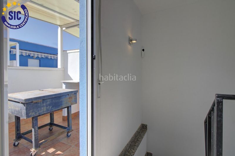 Foto 5bad6656-42ec-42b5-8ea8-78e3ab0486b1. Casa adossada amb aparcament a Chilches