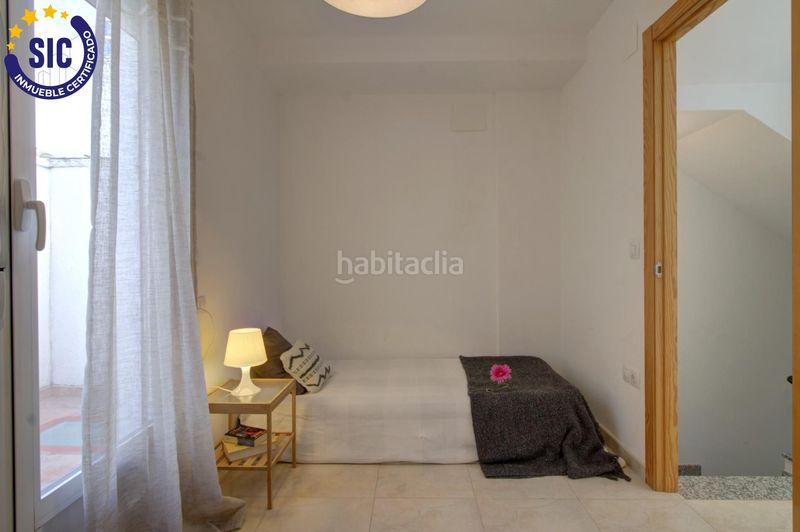 Foto c54ebb30-fd14-433b-93e1-308f6d27f1c1. Casa adossada amb aparcament a Chilches