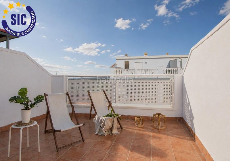 Foto c8c42df2-b8e3-4044-aded-78b44cb6d7ab. Casa adossada amb aparcament a Chilches