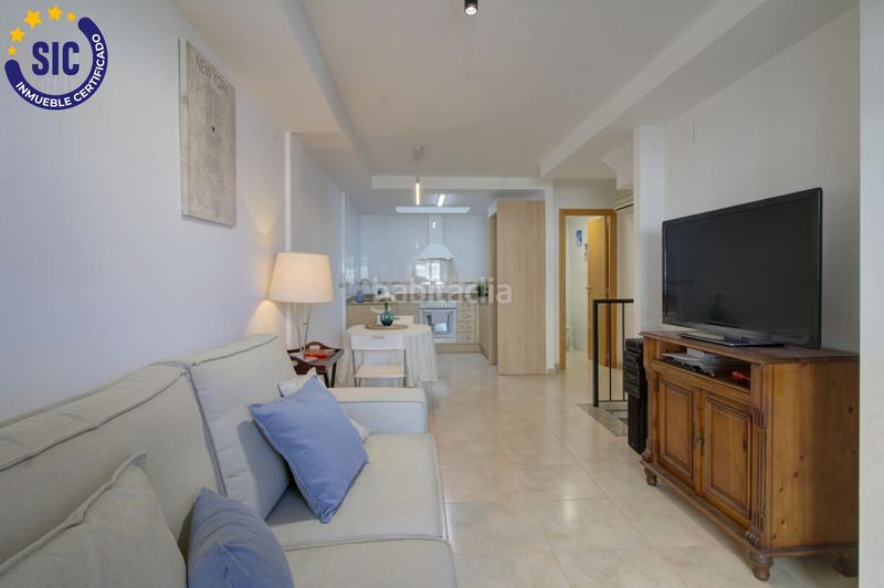 Foto dce08eb5-b756-4f53-bda0-447ff1926de8. Casa adossada amb aparcament a Chilches