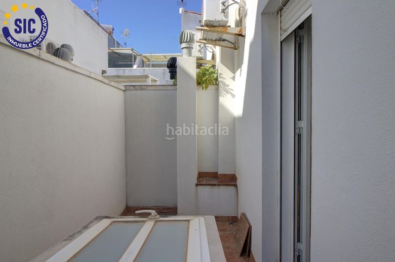 Foto e0271cd9-dab6-4f4a-b2a6-a57497a65778. Casa adossada amb aparcament a Chilches