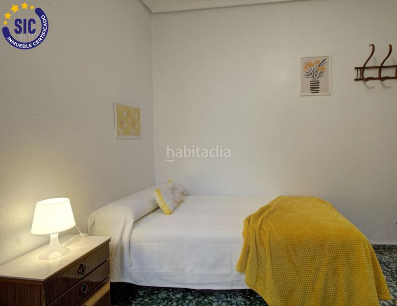 Foto beecc411-d0c4-4a04-9f39-7f1073d24ccd. Planta baixa a Faura