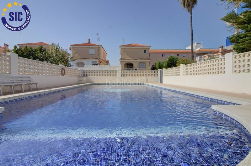 Foto f2ab2baa-26d3-43e3-87fd-5840d2c274c7. Duplex avec parking piscine dans Nules