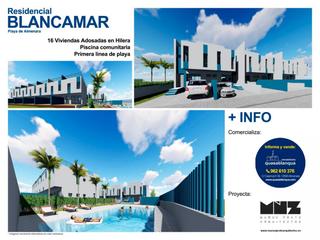 Casa bifamiliare in Calle derroch 94. Adosados en 1 línea playa almenara. residencial blancamar