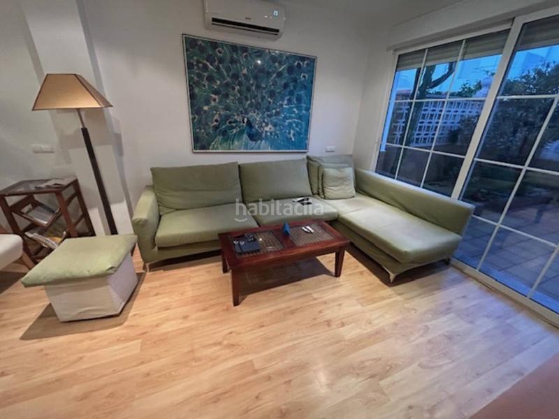 Foto 6294b952-5bab-41d0-a443-20789b8a7e7d. Casa adossada amb aparcament a El Puerto Roquetas de Mar